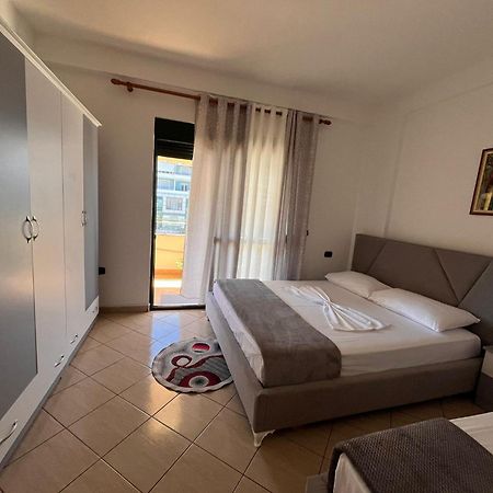 Rikardo Apartament Apartment Vlore Bagian luar foto