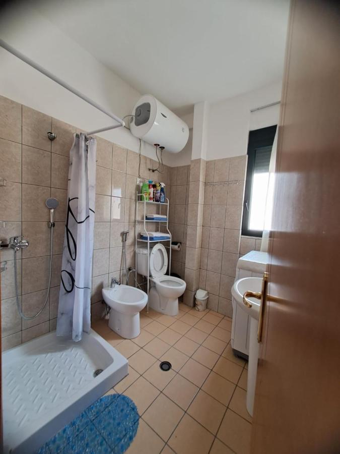 Rikardo Apartament Apartment Vlore Bagian luar foto