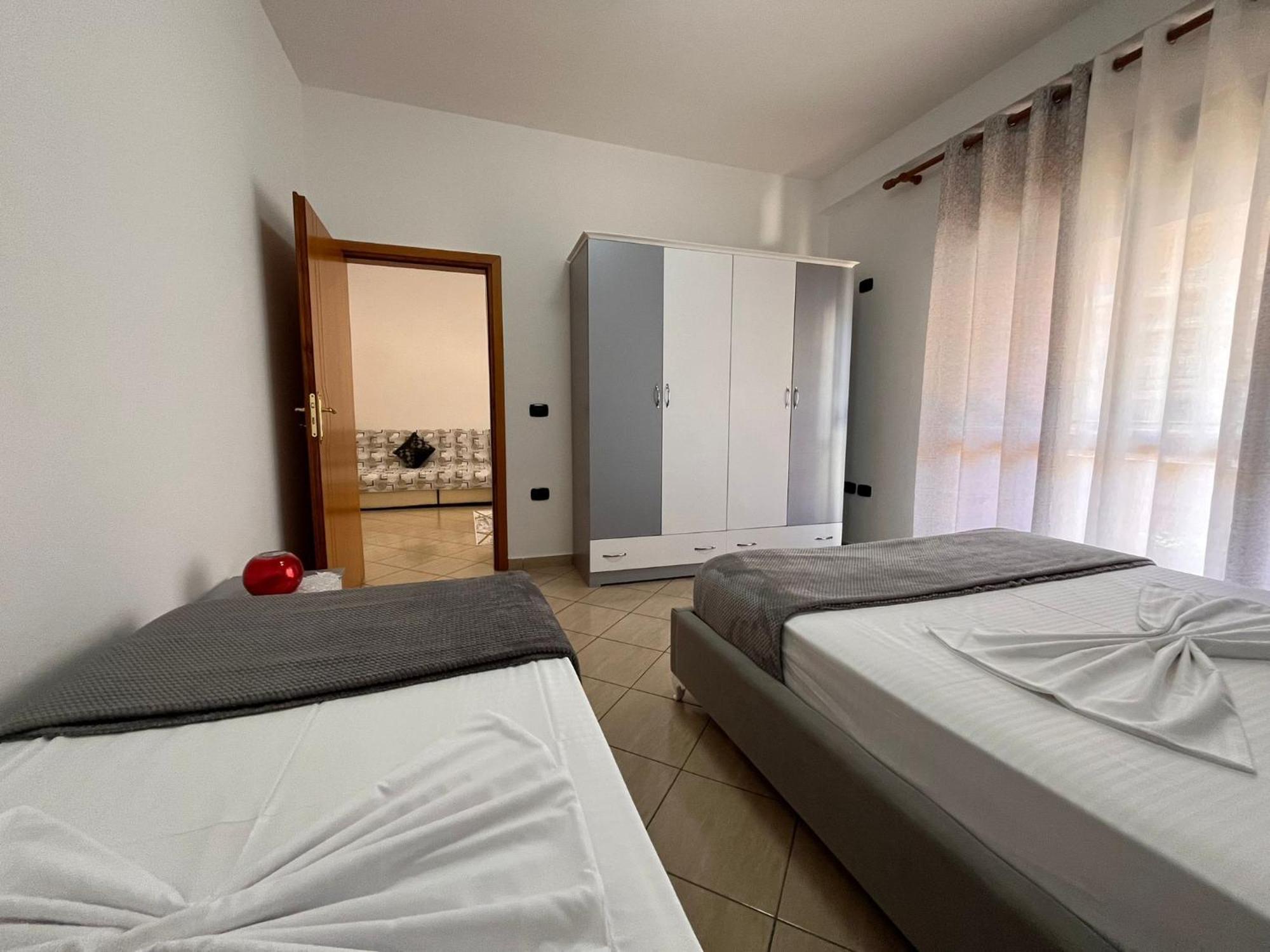 Rikardo Apartament Apartment Vlore Bagian luar foto