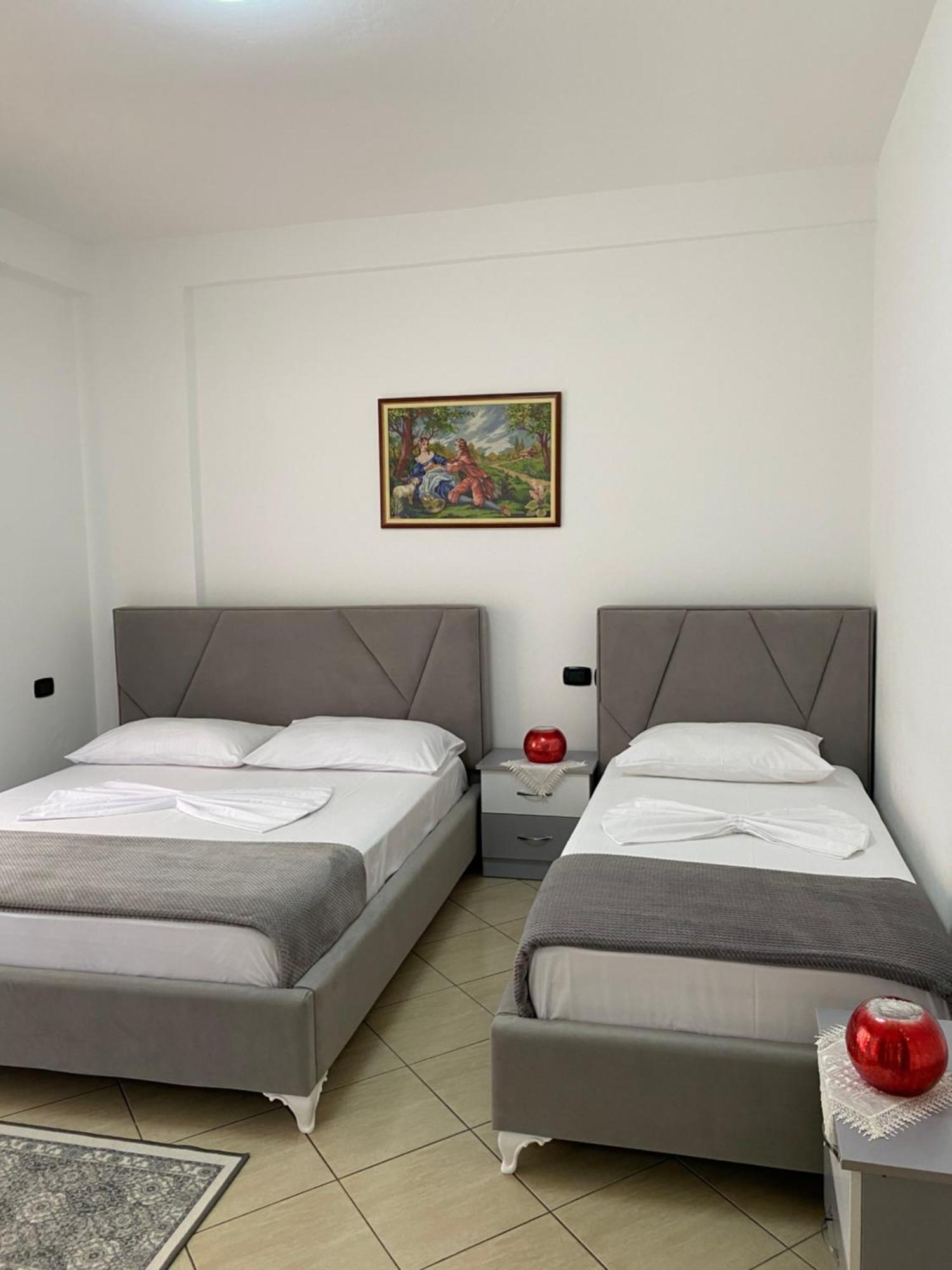 Rikardo Apartament Apartment Vlore Bagian luar foto