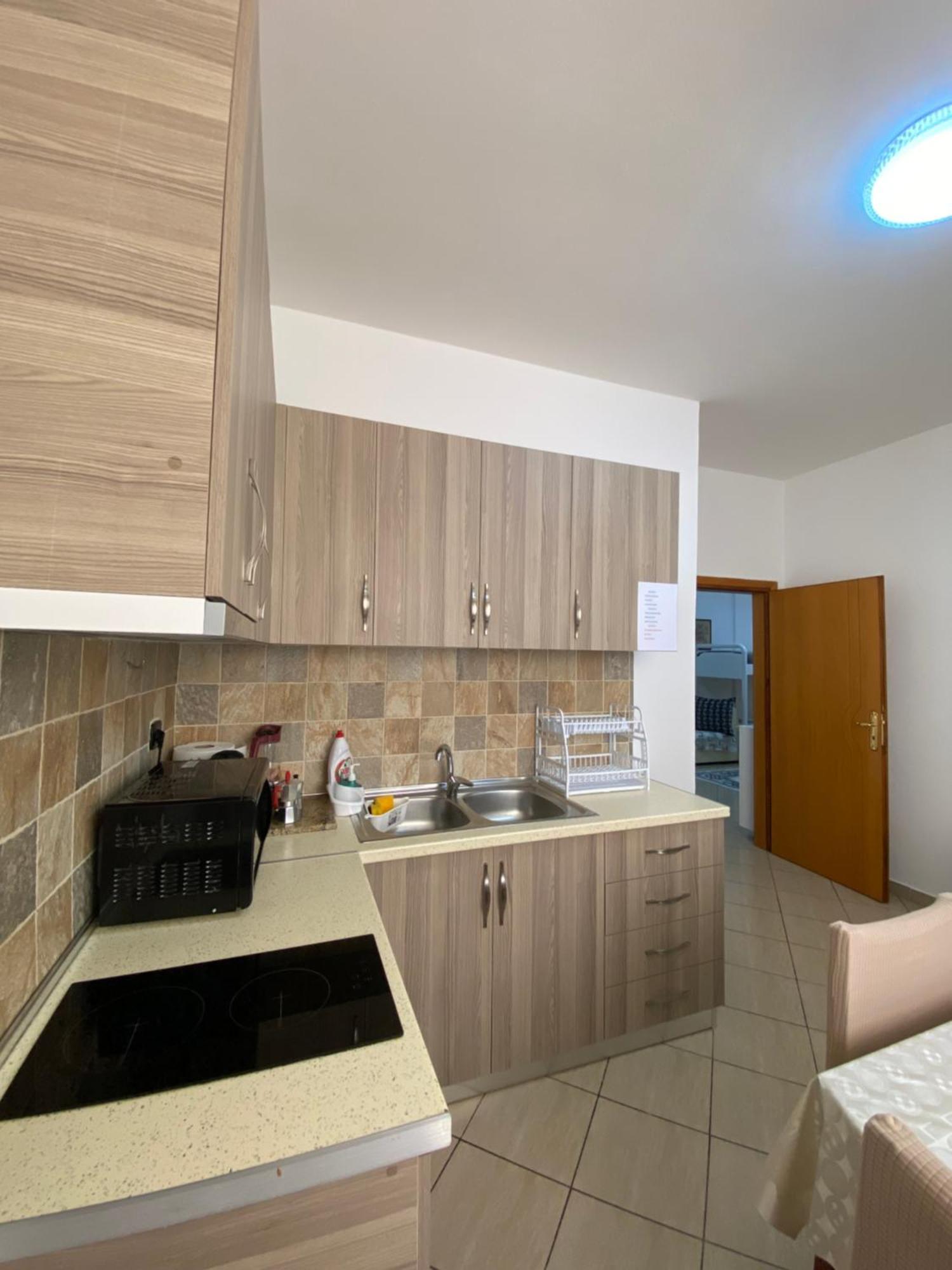 Rikardo Apartament Apartment Vlore Bagian luar foto