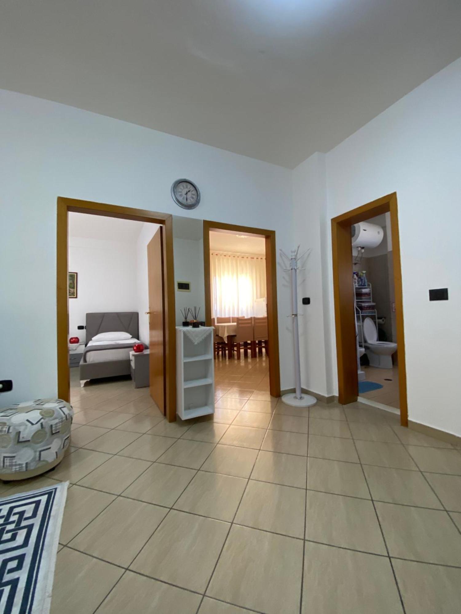 Rikardo Apartament Apartment Vlore Bagian luar foto