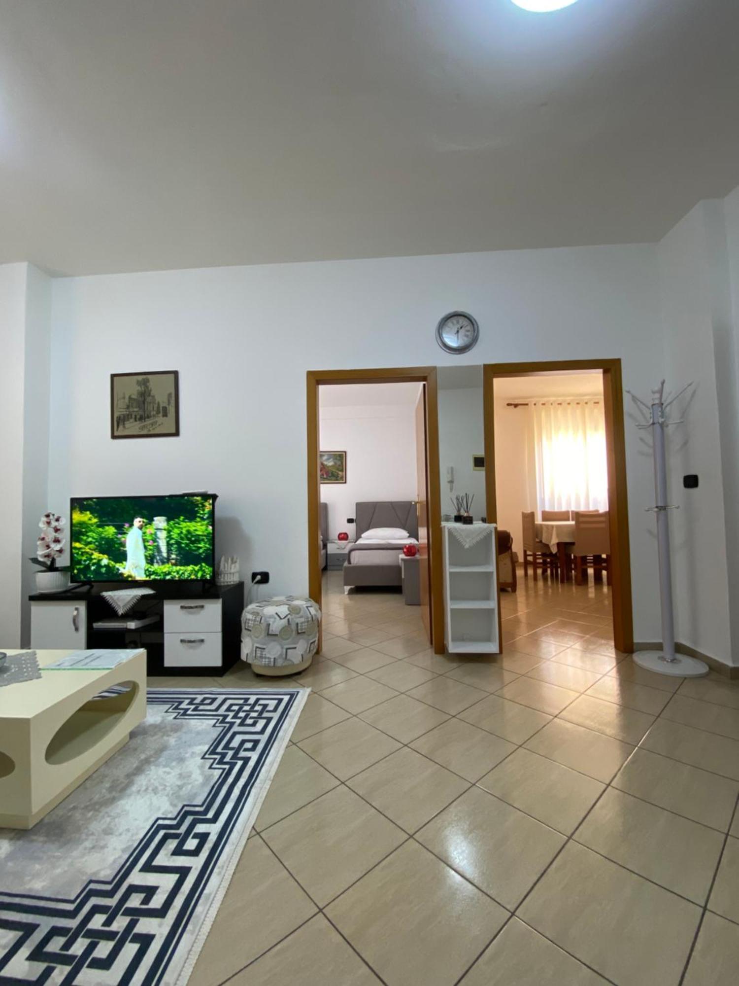 Rikardo Apartament Apartment Vlore Bagian luar foto